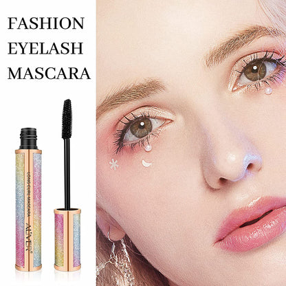 🌳 Vårrean - 50% rabatt ✨ Ny 4D Silky Fibre Waterproof Mascara